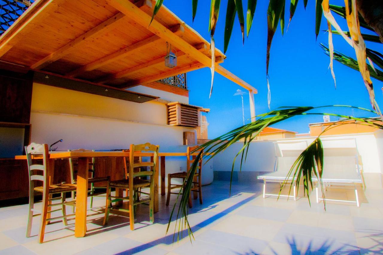 "Sea & Center" Free Beach, Wifi, Mini Pool, Roof Terrace, Ladispoli, Rome Buitenkant foto